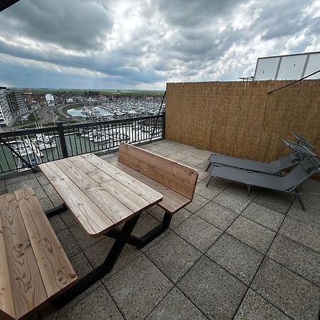 Penthouse Vakantielust บลังเคนเบอร์เก ภายนอก รูปภาพ