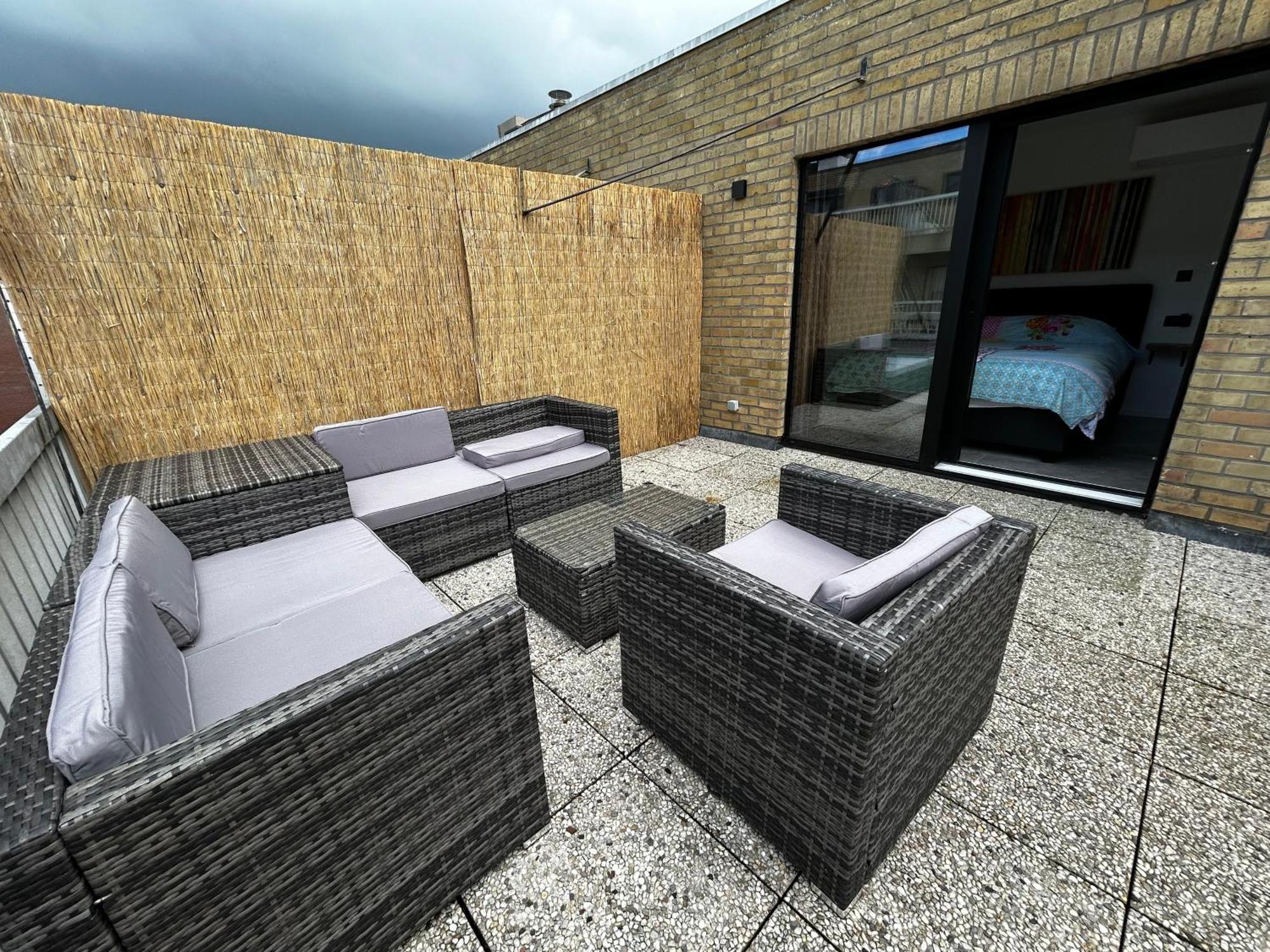 Penthouse Vakantielust บลังเคนเบอร์เก ภายนอก รูปภาพ