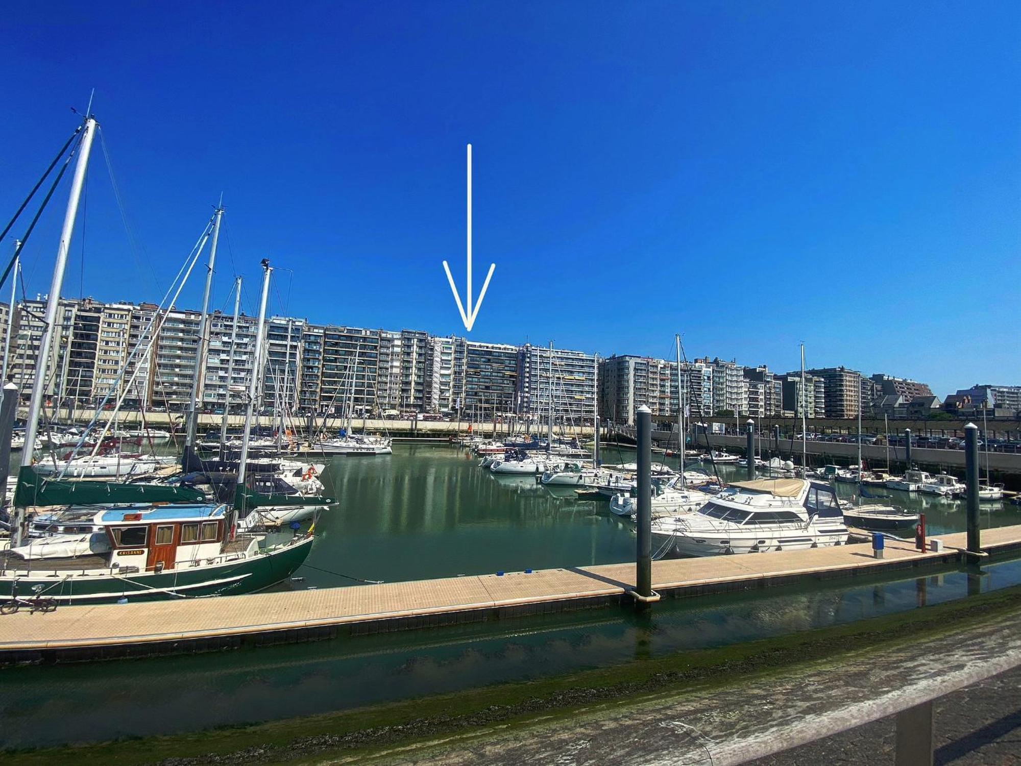 Penthouse Vakantielust บลังเคนเบอร์เก ภายนอก รูปภาพ